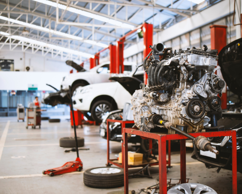 taller y motor de coche